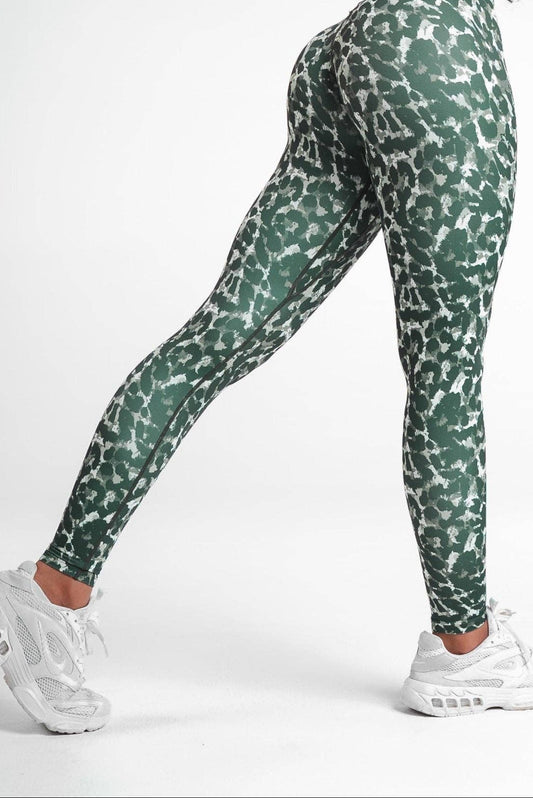 Vitality Pulse® Pant - Olive Feline: M
